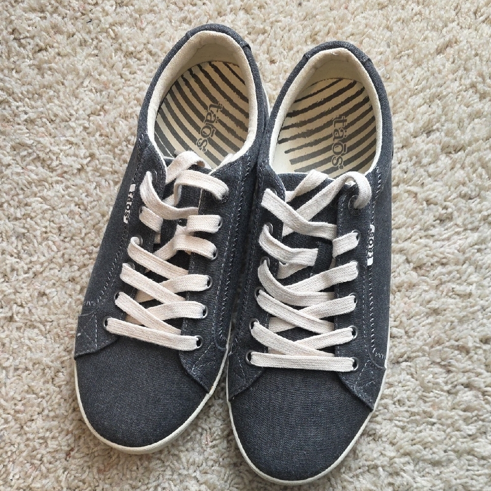 Taos Footwear Charcoal Canvas Lace-Up Sneakers with Cream Laces Size 10.5 Wide